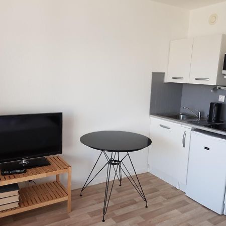 Studio Front De Mer Apartment Ouistreham Bagian luar foto