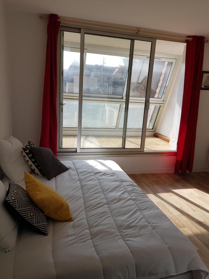 Studio Front De Mer Apartment Ouistreham Bagian luar foto